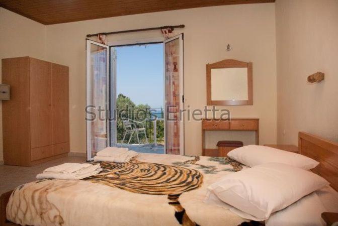 Erietta Studios Svoronata Exterior foto
